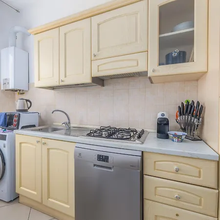 Citylife Comfortnest Apartment